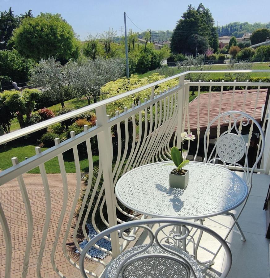 Bed And Breakfast Erilla Centenaro Exterior photo